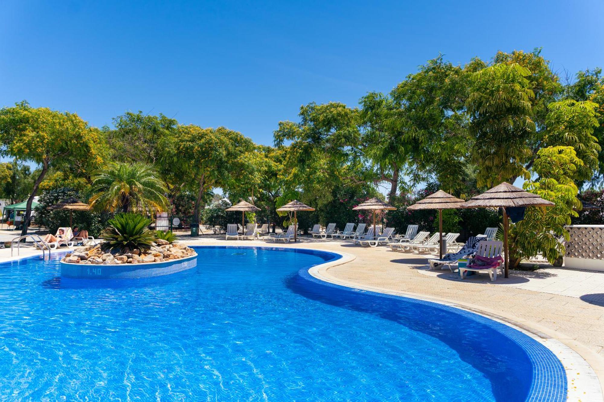 Hotel Kampaoh Tavira Esterno foto